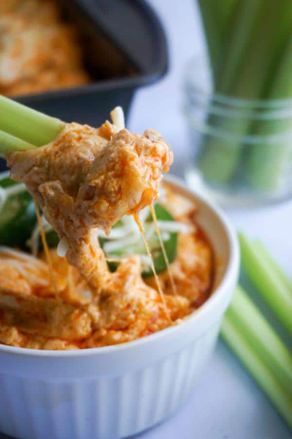 Easy Keto Buffalo Chicken Dip - Just 6 Ingredients! - KetoConnect