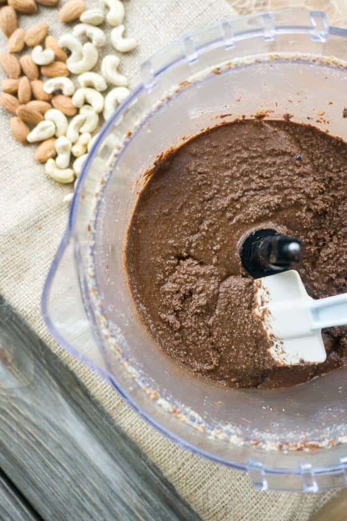 How to make almond butter in a blender - Low Carb Africa