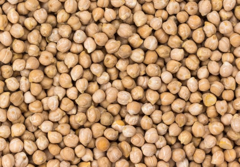 Are Chickpeas Keto Friendly? How Many Carbs Are In Chickpeas? - KetoConnect