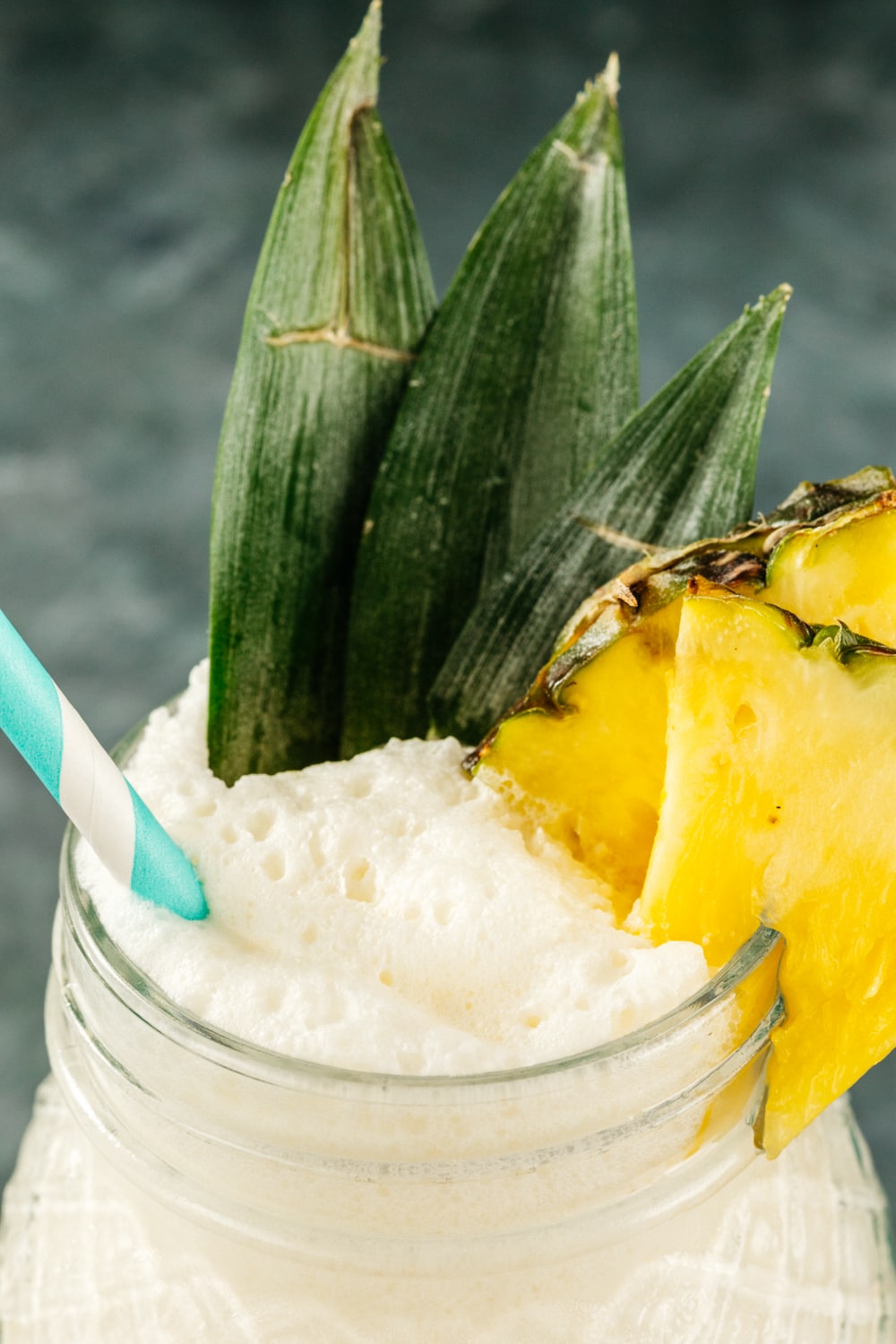 Keto Pina Colada - Quick & Easy Recipe - KetoConnect