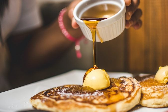 10 Best Sugar-Free Syrup For Your Keto Diet - KetoConnect